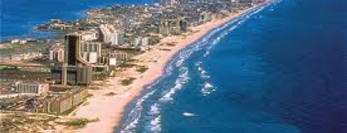 South Padre Island, TX is one of Lugares favoritos de Andrea.