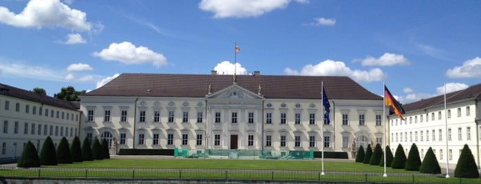 Schloss Bellevue is one of Museos Berlin.
