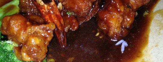 Pearls: Chinese & Szechuan Cuisine is one of Lugares guardados de Curt.