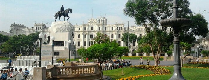 Plaza San Martín is one of Perú.