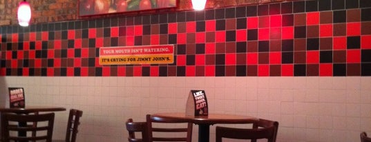 Jimmy John's is one of Lugares favoritos de Chad.