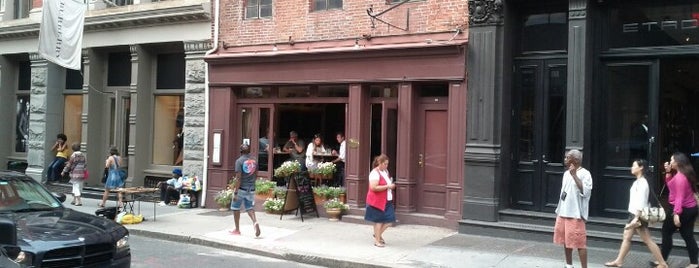 Il Pozzo is one of My favorite restaurants & bars in NYC.