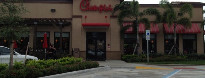Chick-fil-A is one of Tempat yang Disukai Lizzie.