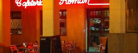 Cafeteria Roman is one of Madrid: de Tapas, Tabernas y +.
