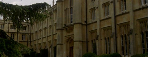 American International University: Richmond Campus is one of Tempat yang Disukai Monique.