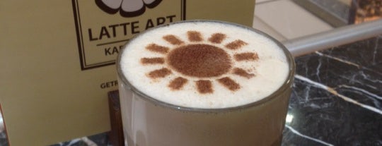 Latte Art Kaffeebar is one of Futter..
