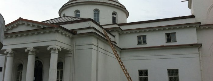 Церковь Владимирской иконы Божьей Матери is one of Di 님이 좋아한 장소.