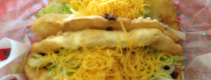 Tasty Tacos is one of Lugares favoritos de Jenn.