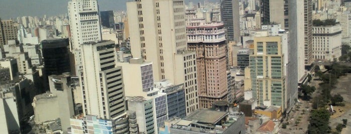 Centro de São Paulo is one of Curtir com amigos!.
