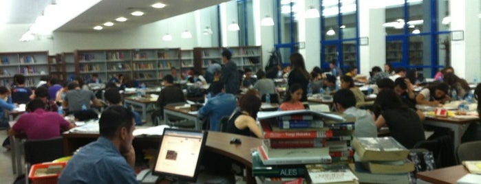 Siyasal Bilgiler Fakültesi Kütüphanesi is one of Tempat yang Disukai Engin.