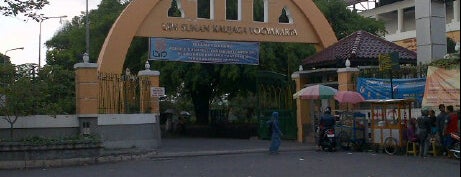 Universitas Islam Negeri (UIN) Sunan Kalijaga is one of State University.