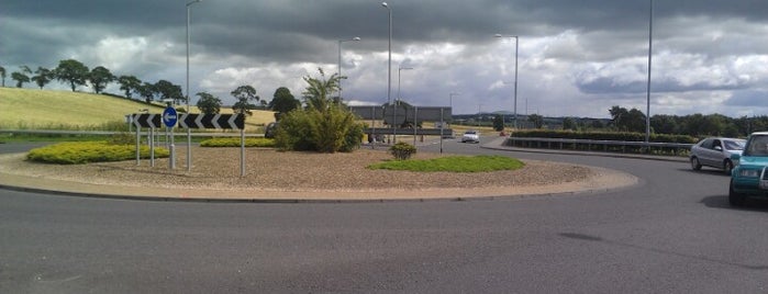 Parkmill Roundabout is one of Named Roundabouts in Central Scotland.