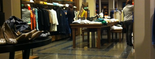 Massimo Dutti is one of .Fav Places..