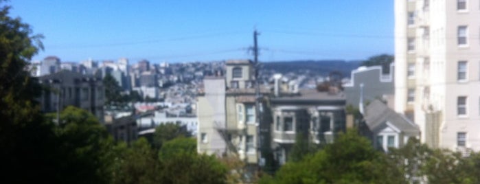 George Sterling Memorial Park is one of Russian Hill for Visitors.