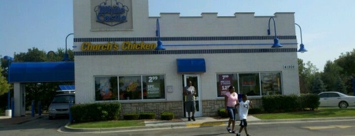 White Castle is one of Lugares favoritos de Dan.