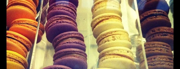 Craving For macaroon? Order It Today.