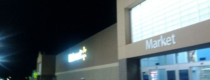 Walmart Supercenter is one of สถานที่ที่ Ray L. ถูกใจ.