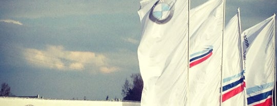 BMW & MINI Driving Experience is one of Locais salvos de Inna.