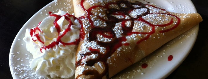 Crêpe Amour is one of Kimmie's Saved Places.