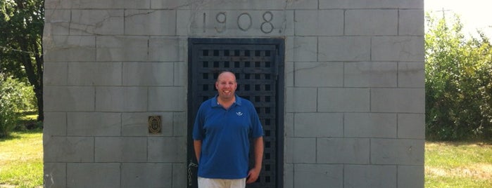 Cuba Jail is one of Route 66 Roadtrip.