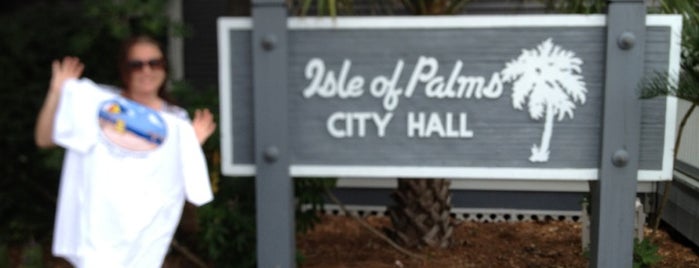 Isle Of Palms City Hall is one of shit @mary_mo should add.