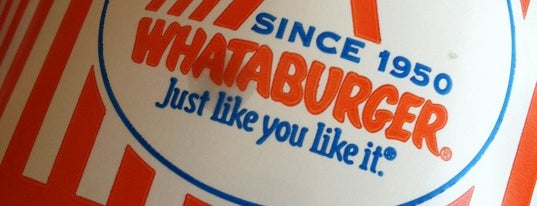 Whataburger is one of Davidさんのお気に入りスポット.