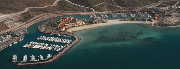Costa Baja is one of สถานที่ที่ Andrew ถูกใจ.