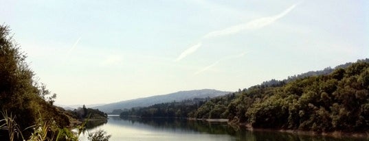 Crystal Springs Dam is one of Nnenniqua'nın Beğendiği Mekanlar.