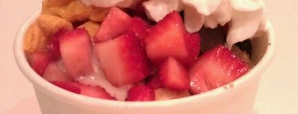 Kiwi Spoon Frozen Yogurt is one of Posti che sono piaciuti a Lindsaye.