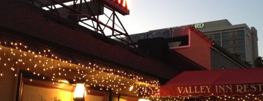 Valley Inn Restaurant & Bar is one of The 11 Best Places for Sour Cream in Encino, Los Angeles.