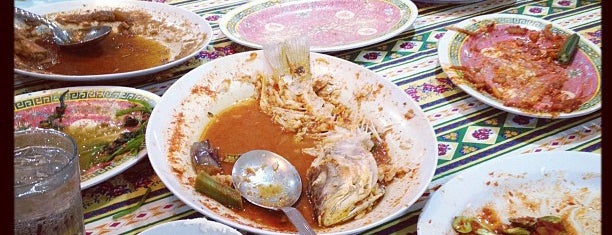 Restoran Nyonya Makko is one of Must Eat in Malacca.