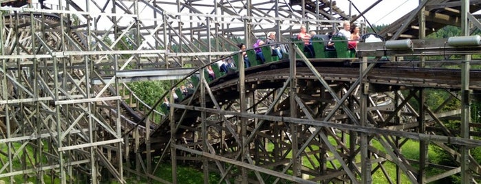 ThunderCoaster is one of TusenFryd.