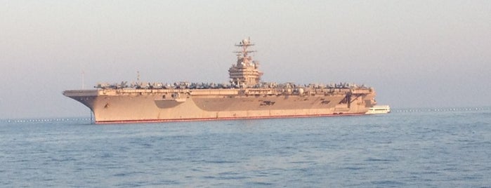 USS Abraham Lincoln (CVN-72) is one of Fabioさんのお気に入りスポット.