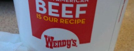 Wendy’s is one of Nicoleさんのお気に入りスポット.