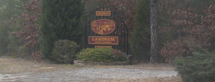 Landrum, SC is one of Lieux qui ont plu à Jeremy.