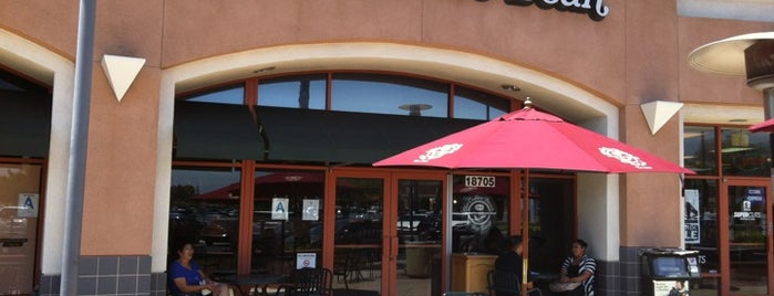 The Coffee Bean & Tea Leaf is one of Lugares favoritos de Nick.