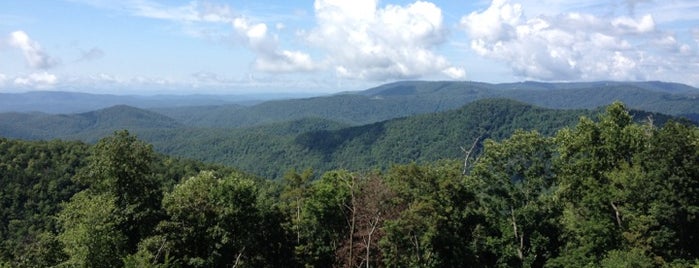 Sheets Gap Overlook is one of Along the Blue Ridge Parkway.