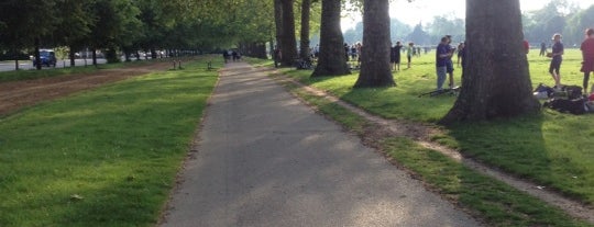 Hyde Park is one of London Essentials.