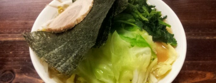 山藤家 横浜ラーメン is one of 麺類美味すぎる.