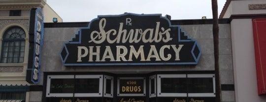 Schwab's Pharmacy is one of สถานที่ที่บันทึกไว้ของ Kimmie.