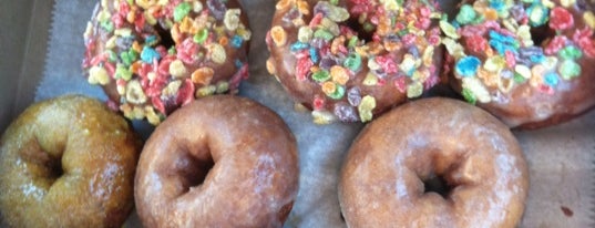 Fractured Prune is one of Gotta Try Donuts!.