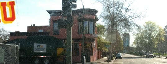 sunbeam market is one of Byron'un Beğendiği Mekanlar.