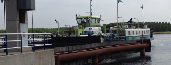 Pont Buitenhuizen-Assendelft is one of Jochem'in Beğendiği Mekanlar.