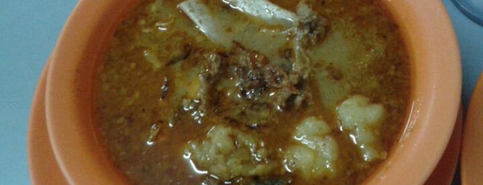 Sate Asih is one of Batam Foodies.
