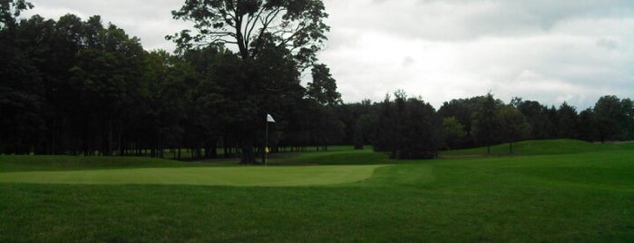 St. John's Golf Course is one of Tempat yang Disukai Daniel.
