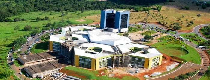 Palácio das Campinas Venerando de Freitas Borges (Paço Municipal) is one of Posti che sono piaciuti a Fernando.