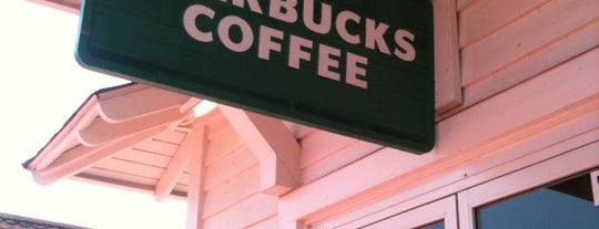 Starbucks is one of Lieux qui ont plu à Lizzie.