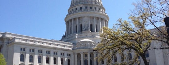 Wisconsin State Capitol is one of United States Capitols.