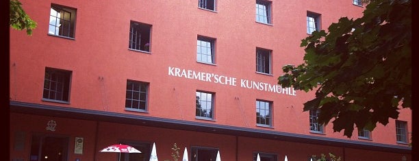 Caffé Fausto in der Kraemer'schen Kunstmühle is one of München.