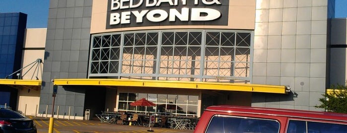 Bed Bath & Beyond is one of Ray’s Liked Places.